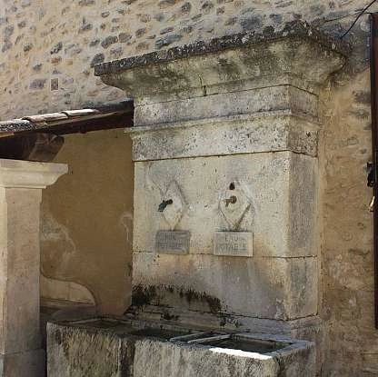 fontaine_du_lavoir1.JPG