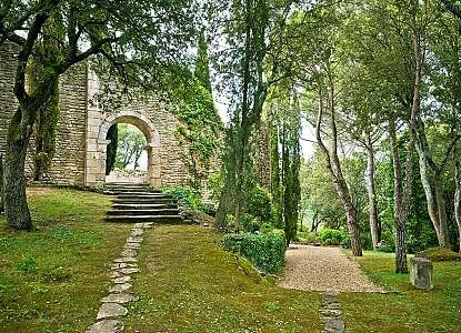 Prieuré de Saint-Symphorien, informations et photos