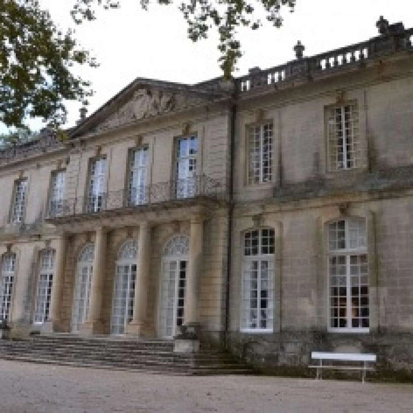 Château de Sauvan à Mane