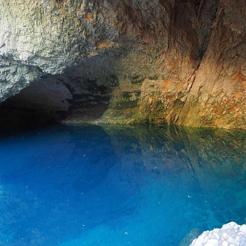 Gouffre fontaine de vaucluse
