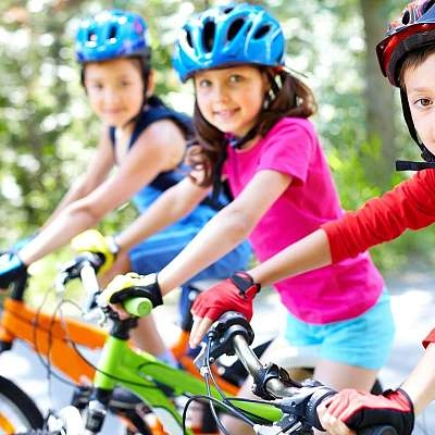 Faire du vélo avec les enfants dans le Luberon