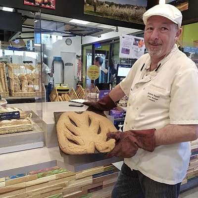 Bienvenue à la Maison du Gibassier dans le village de Lourmarin 