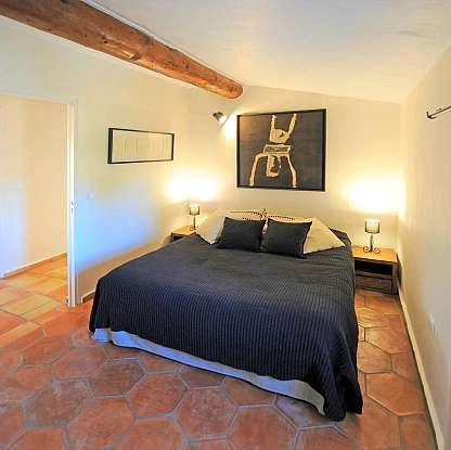 chambre glycine.jpg