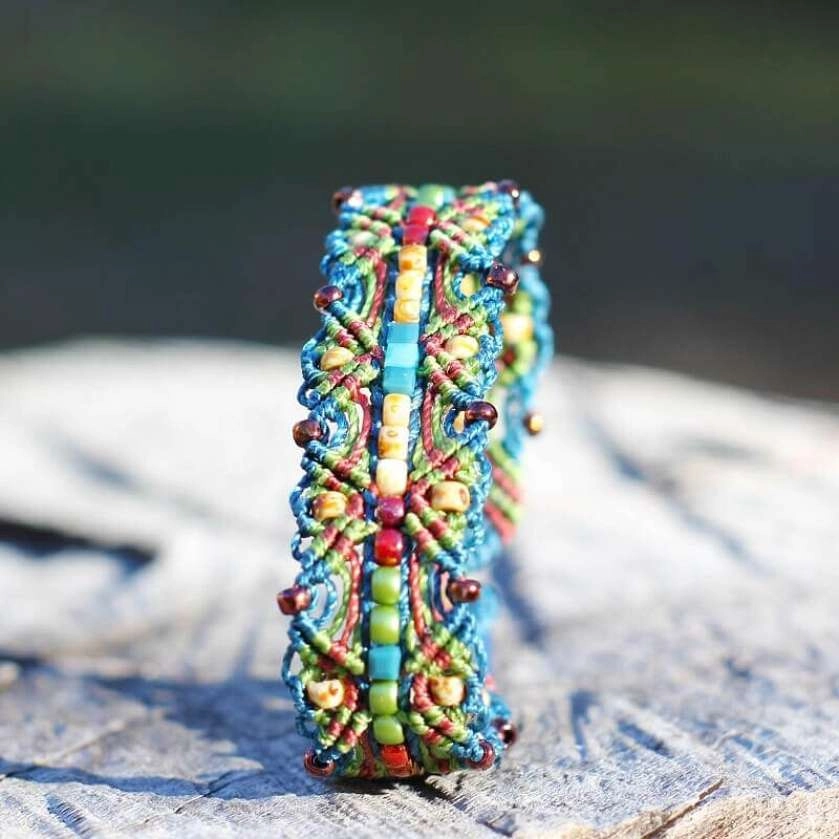 130_3TWhXO_4_Bracelet-hippie-chic-femme-couleurs-multicolore.jpg