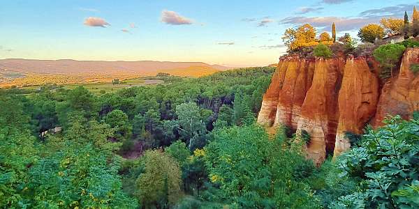 Falaise du sentier des ocres de Roussillon