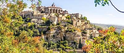 LUBERON : Gordes, Roussillon avec le sentier des Ocres et la Sorgue