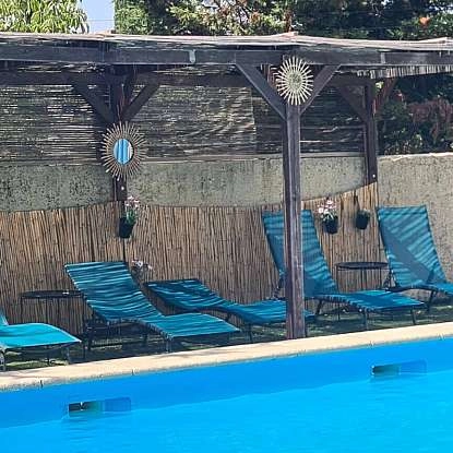 153_64aYg_12_carbet piscine 2023.jpg