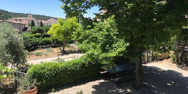 Vue sur La Bastide des Jourdans