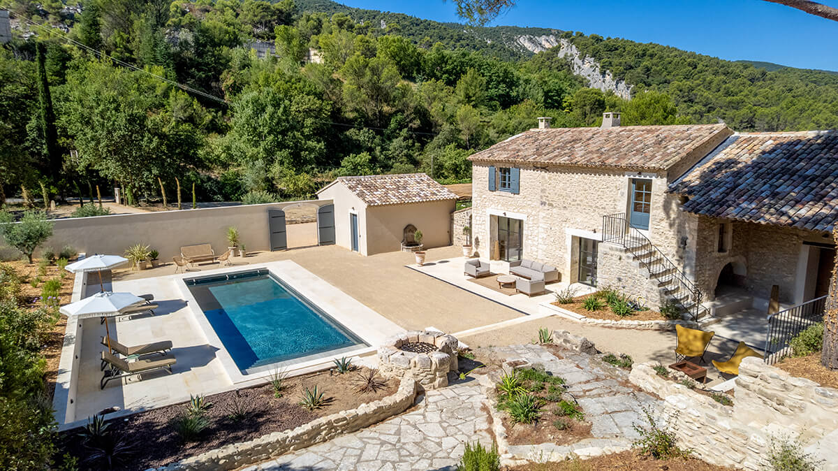 Belle propriété provençale avec piscine