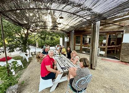 le gite d etape de murs rend heureux merci (1).jpg