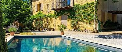 Le Mas de Charloga dans le Luberon