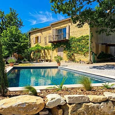 Le Mas de Charloga dans le Luberon