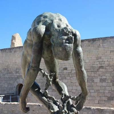 Statues et sculptures dans le Luberon